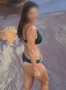 631058272: Chica busca chico en Barcelona