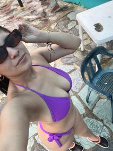 613427393: Chica busca chico en Ibiza