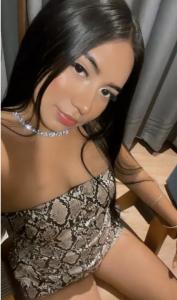 663164429: Chica busca chico en Murcia