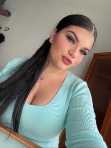 632769437: Chica busca chico en Barcelona