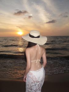 635834653: Chica busca chico en Málaga