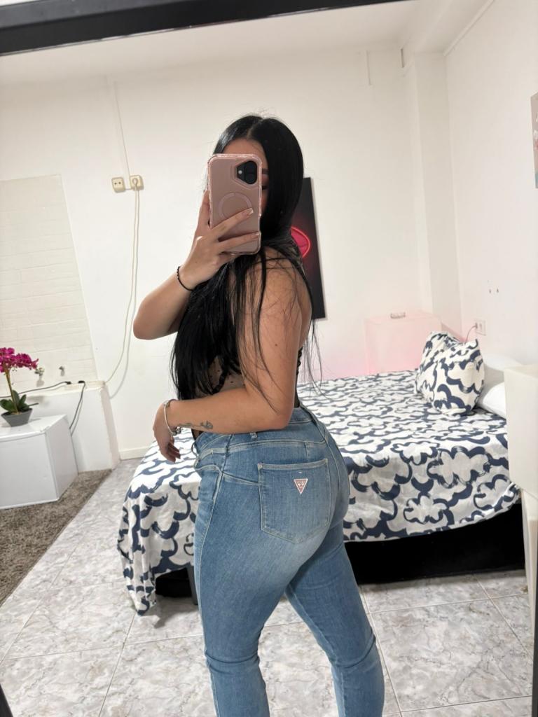 Chica busca chico en Mallorca: 