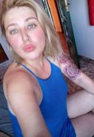 647268937: Chica busca chico en Cádiz