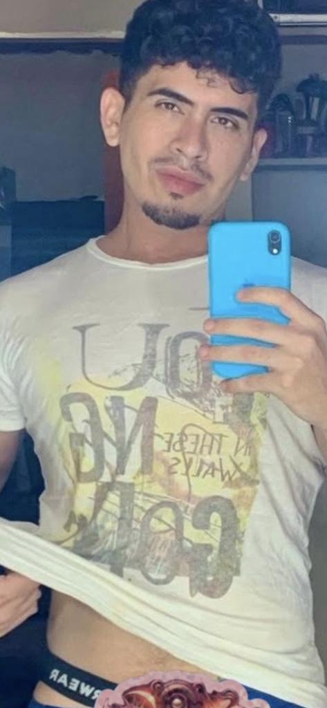 Chico busca chica en Gerona: 