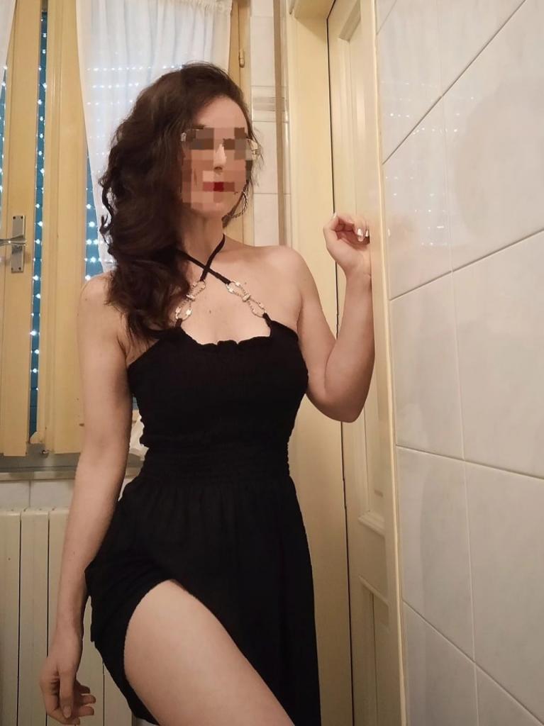 Chica busca chico en Sevilla: 