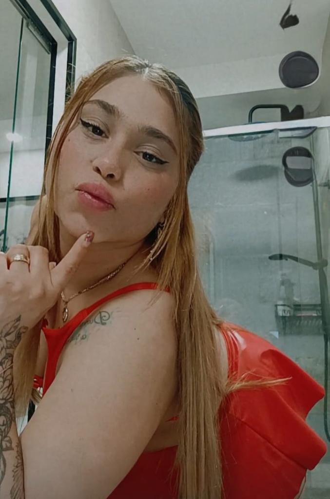 604841878: Chica busca chico en Zaragoza