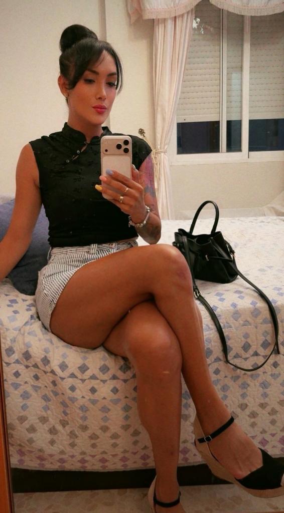 695469037: Travesti en Málaga