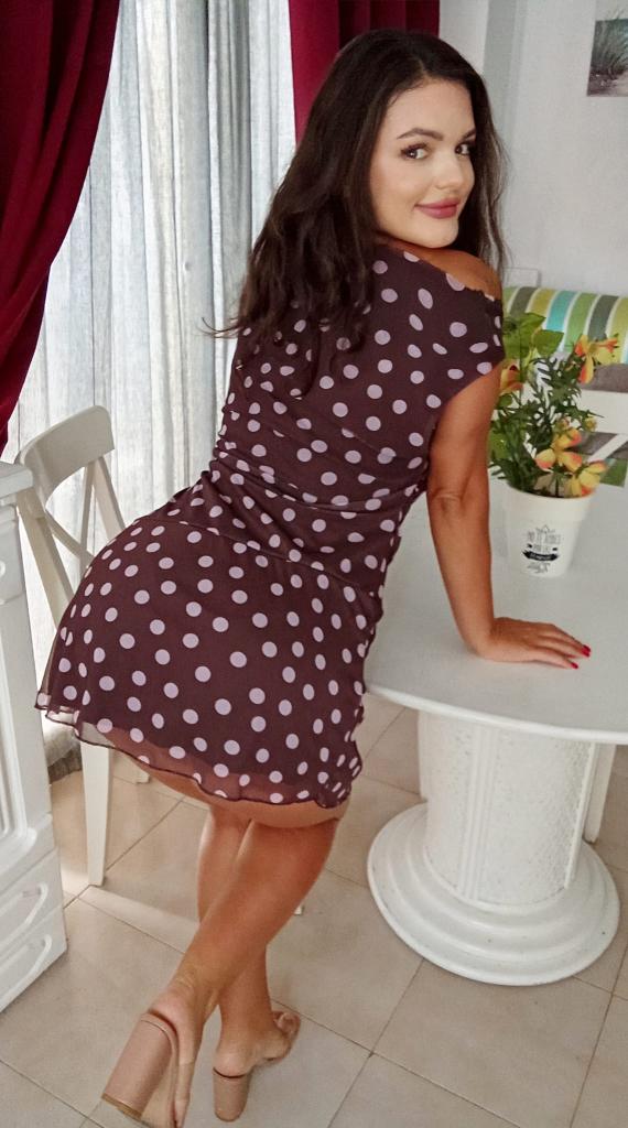 677946855: Chica busca chico en Alicante