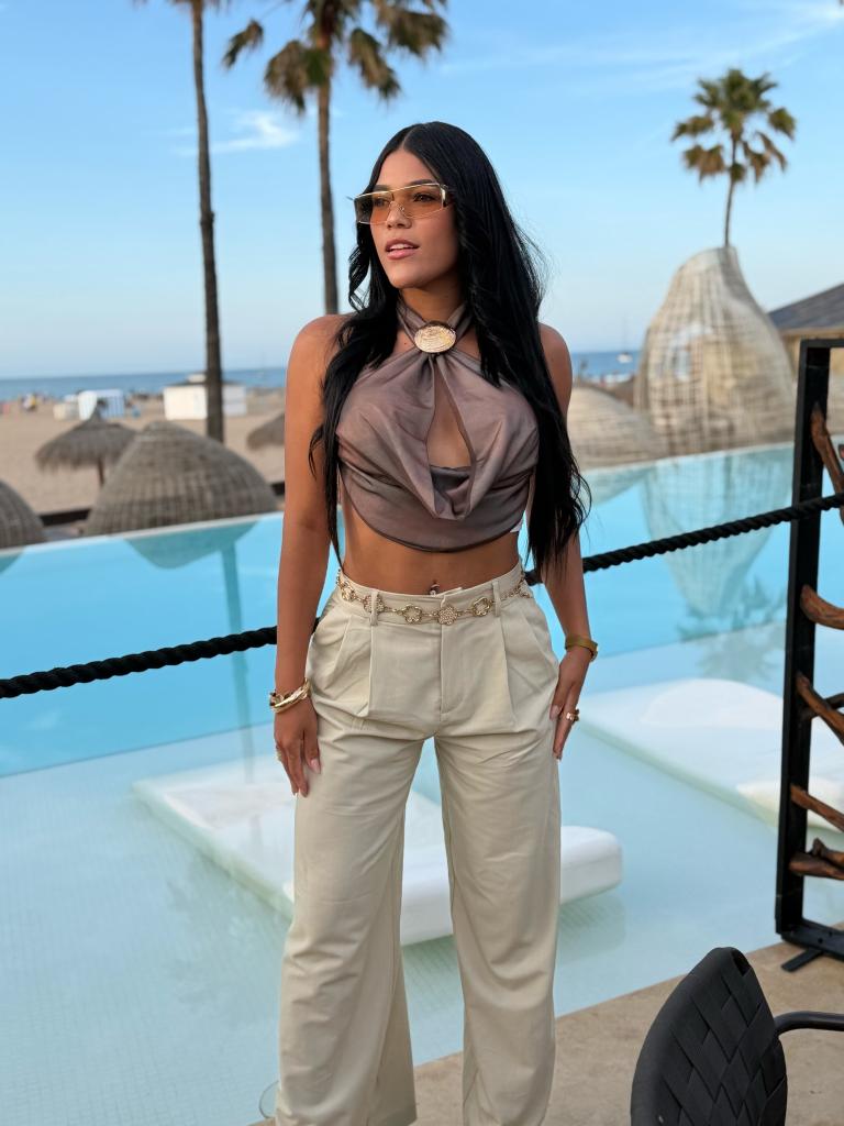 613812551: Chica busca chico en Mallorca