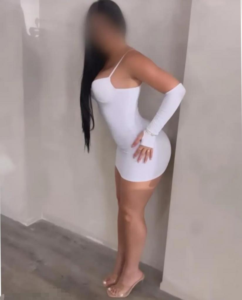 Chica busca chico en Murcia: 