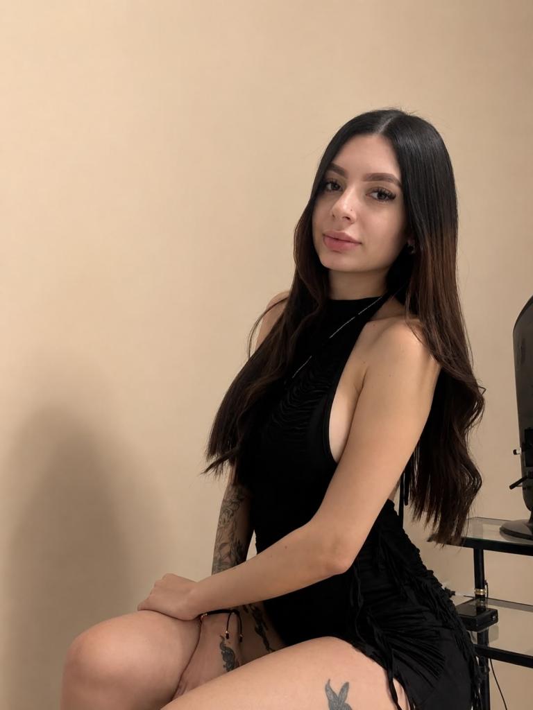 612267234: Chica busca chico en Alicante