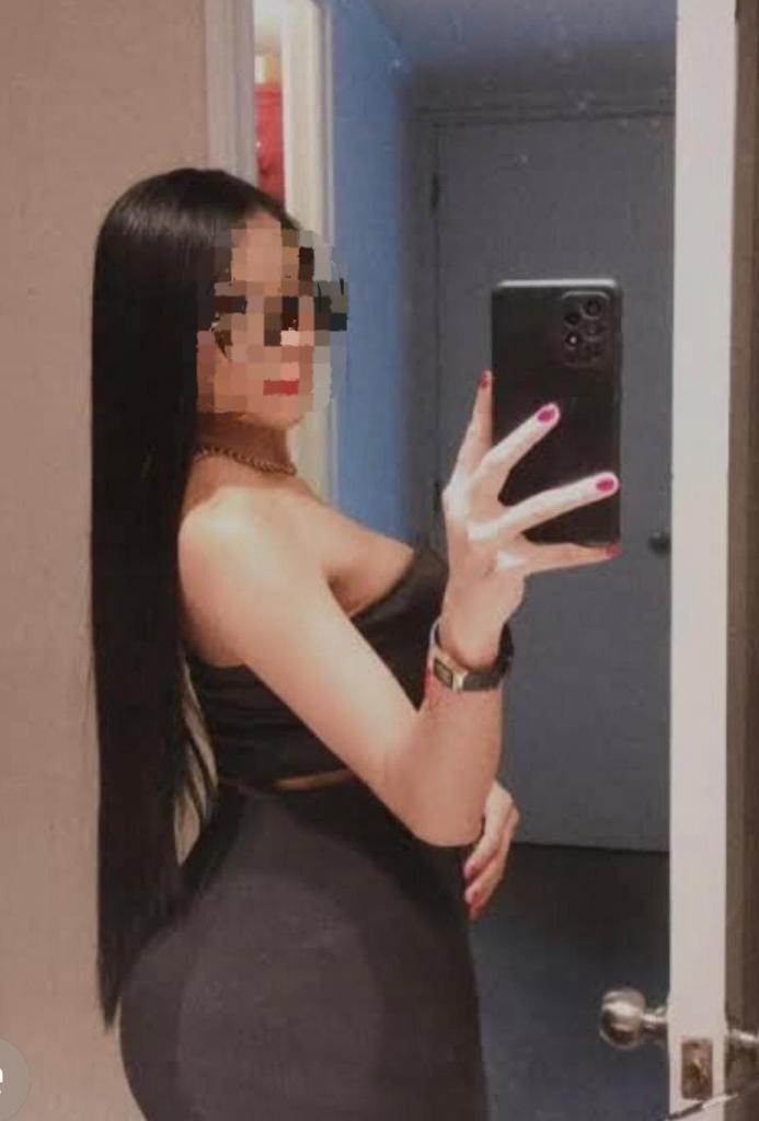 697512284: Chica busca chico en Albacete