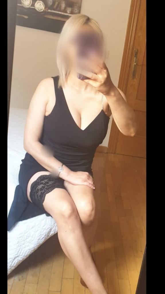 602536109: Chica busca chico en Granada