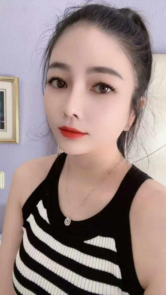 621335457: Chica busca chico en Pontevedra