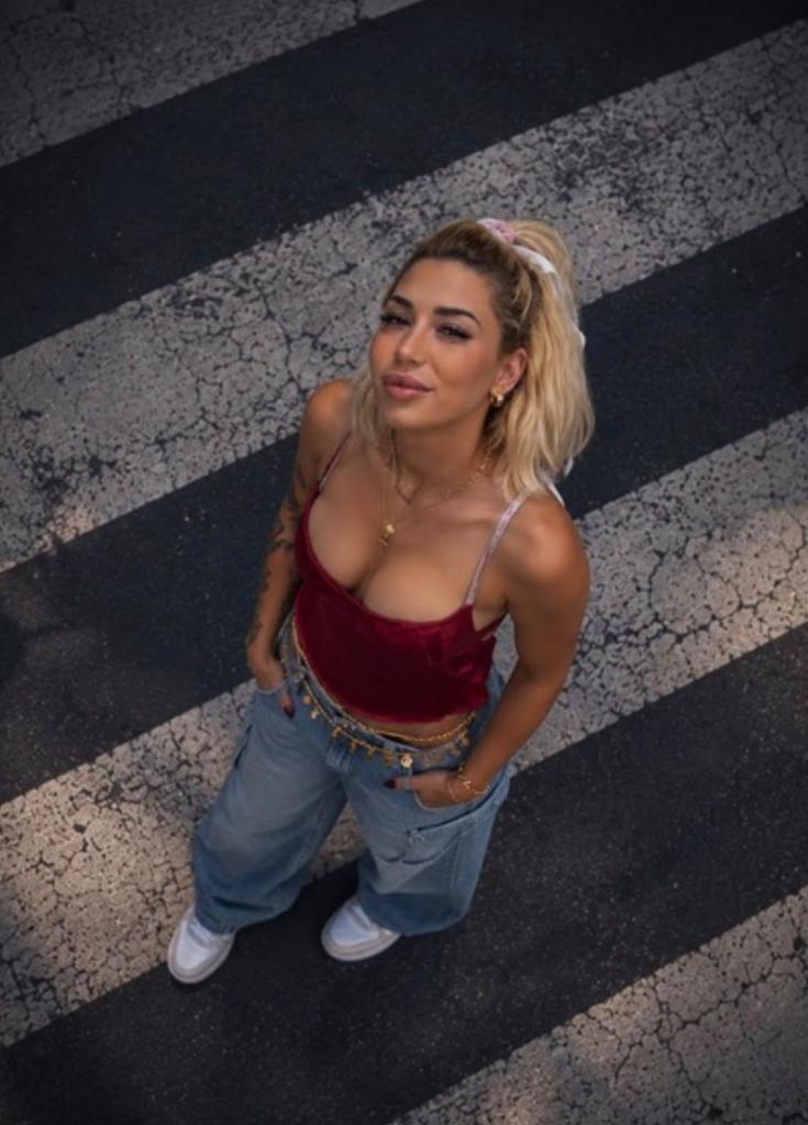 613917684: Chica busca chico en Badajoz