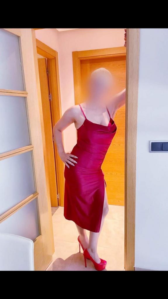 602536109: Chica busca chico en Granada
