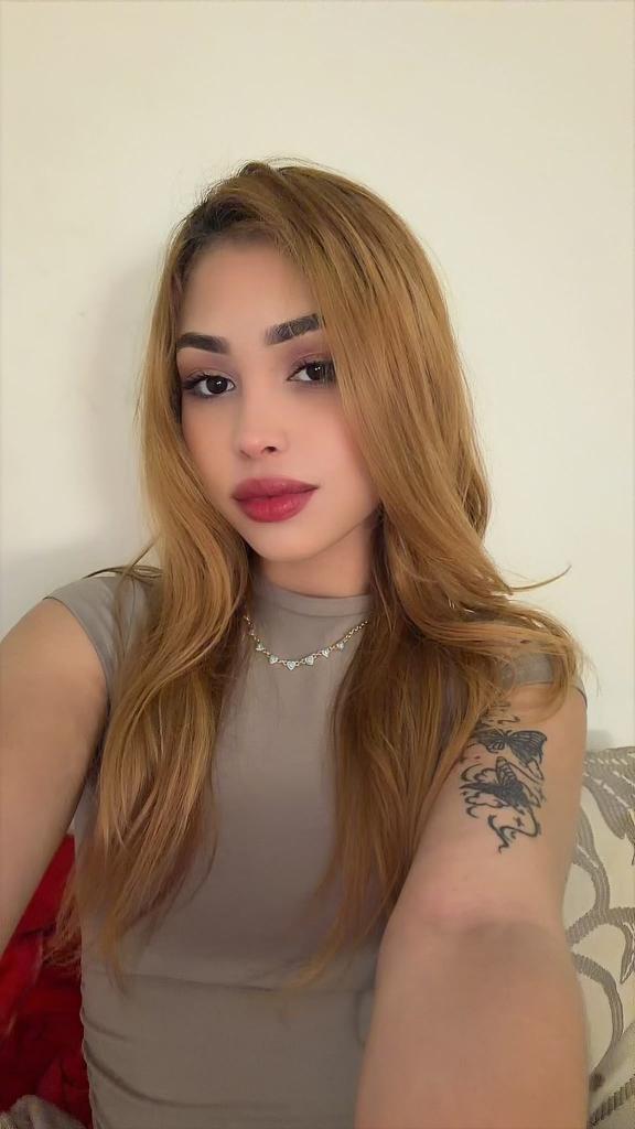 671321493: Chica busca chico en Málaga