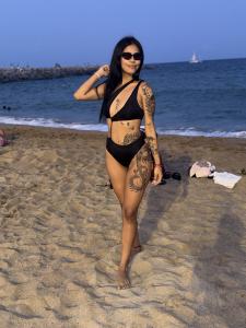 614622984: Chica busca chico en Barcelona