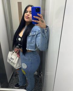 613349923: Chica busca chico en Barcelona
