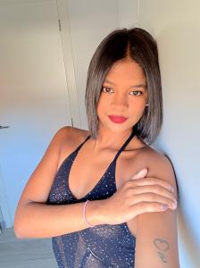 677697313: Chica busca chico en Las Palmas