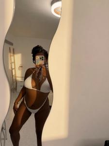 656870160: Chica busca chico en Cádiz