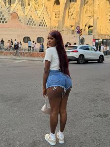 615796780: Transexual en Barcelona