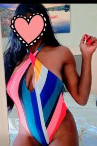 613935526: Chica busca chico en Tenerife