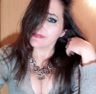 635303303: Chica busca chico en Madrid