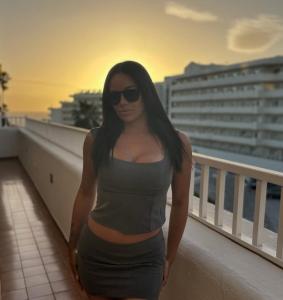 637047543: Chica busca chico en La Coruña