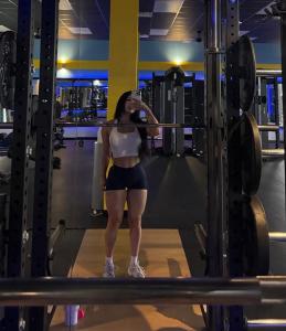 653791034: Chica busca chico en Pontevedra