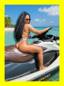 613234740: Transexual en Ibiza