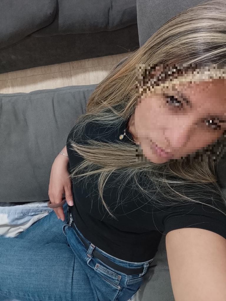 607434604: Chica busca chico en Madrid