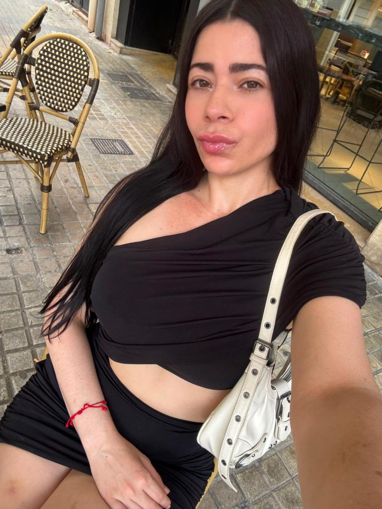 663785920: Chica busca chico en Zaragoza