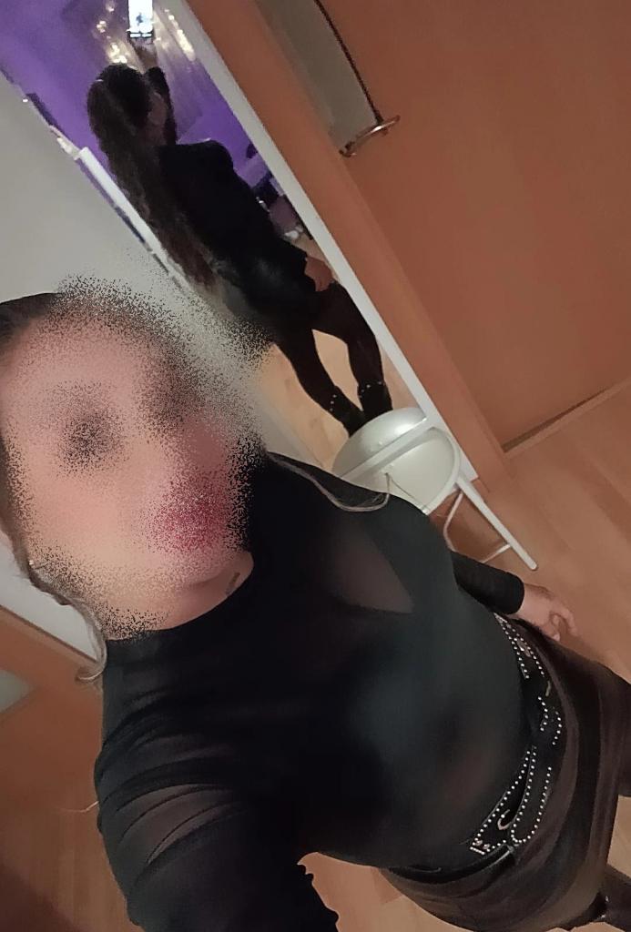 633749649: Chica busca chico en Asturias