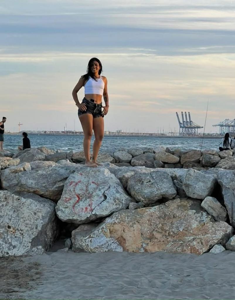 614898272: Chica busca chico en Valencia