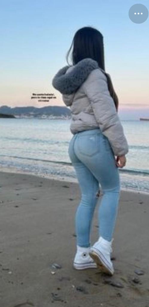 697512280: Chica busca chico en Albacete