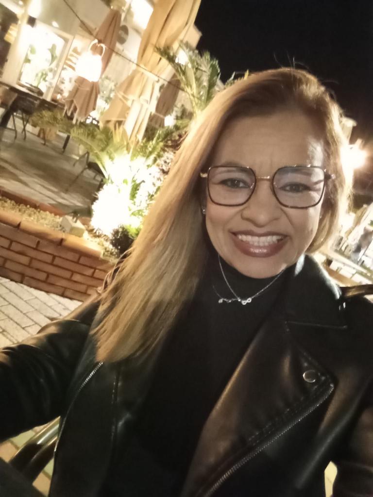 Chica busca chico en Alicante: 