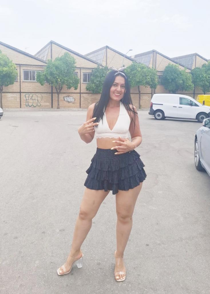 Chica busca chico en Cádiz: 