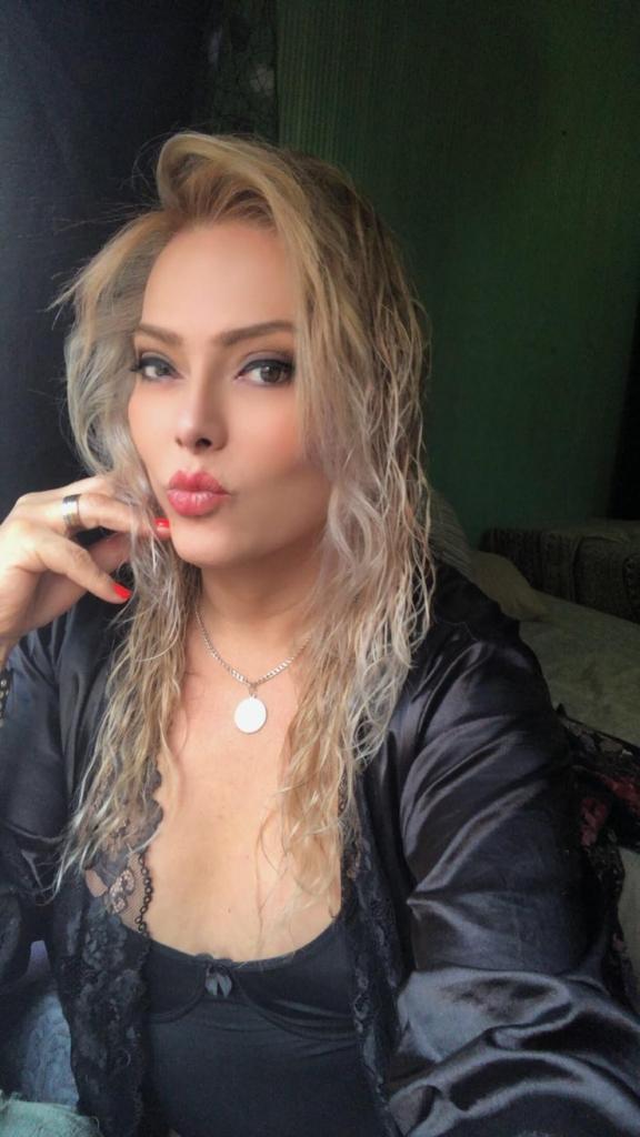 684797547: Transexual en Cantabria