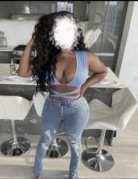 632779229: Chica busca chico en Barcelona