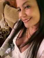 617464022: Chica busca chico en Barcelona