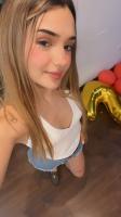 631758860: Chica busca chico en Barcelona
