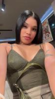 745009945: Chica busca chico en Sevilla