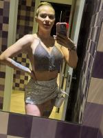 643265982: Chica busca chico en Ibiza
