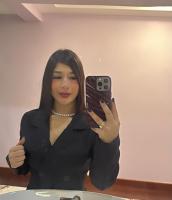 613975089: Chica busca chico en Málaga