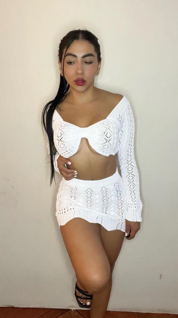 657629786: Chica busca chico en Pontevedra