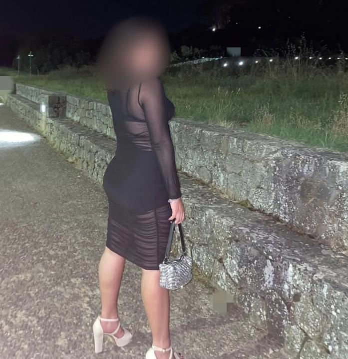 Chica busca chico en Sevilla: 