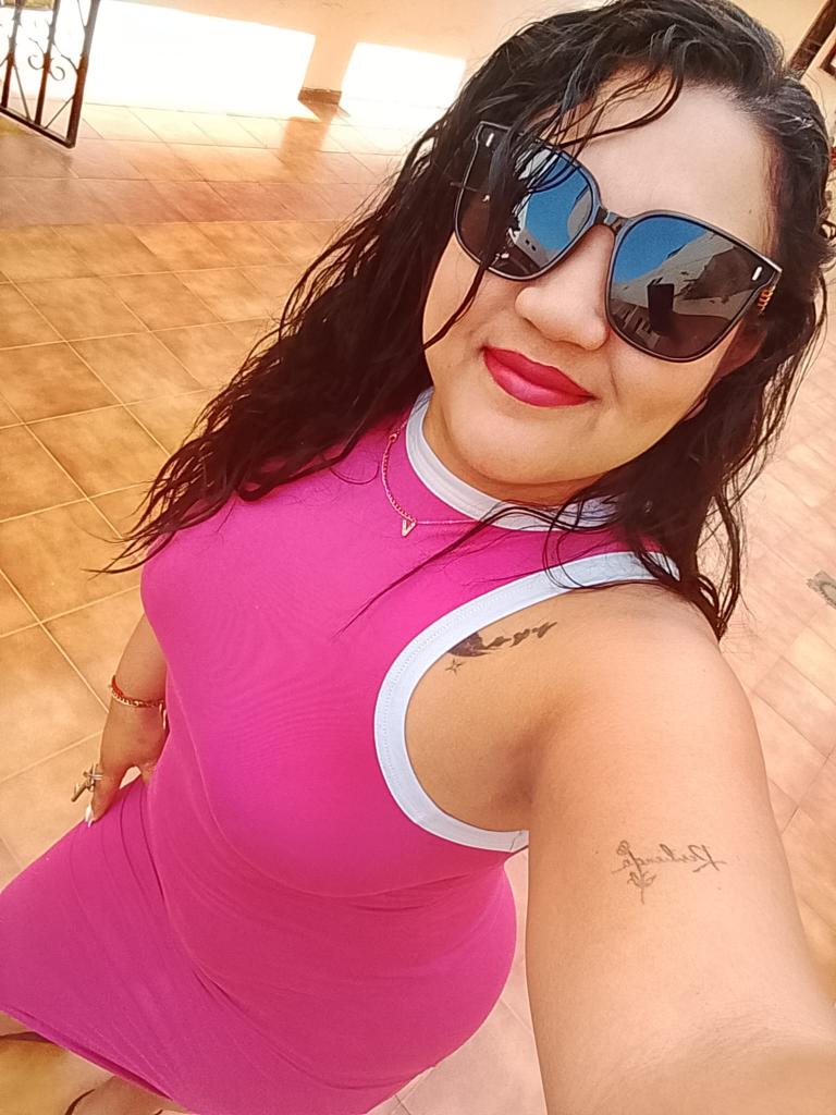 Chica busca chico en Tenerife: 