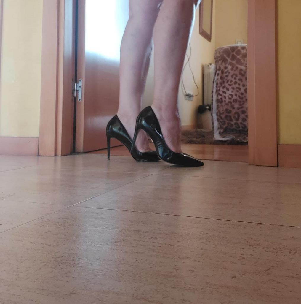 656607802: Chica busca chico en Pontevedra