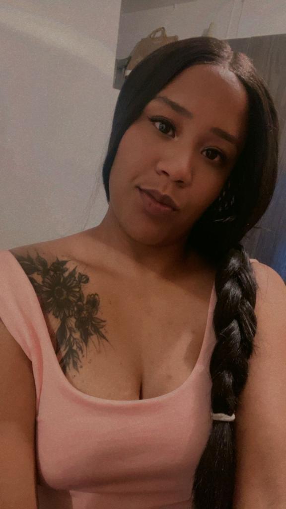 Chica busca chico en Cádiz: 